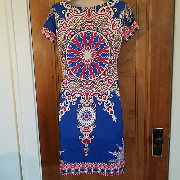 Medallion Knee Length dress, S - Picture 4 of 4